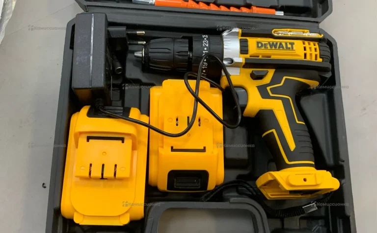 шуруповерт Dewalt реплика