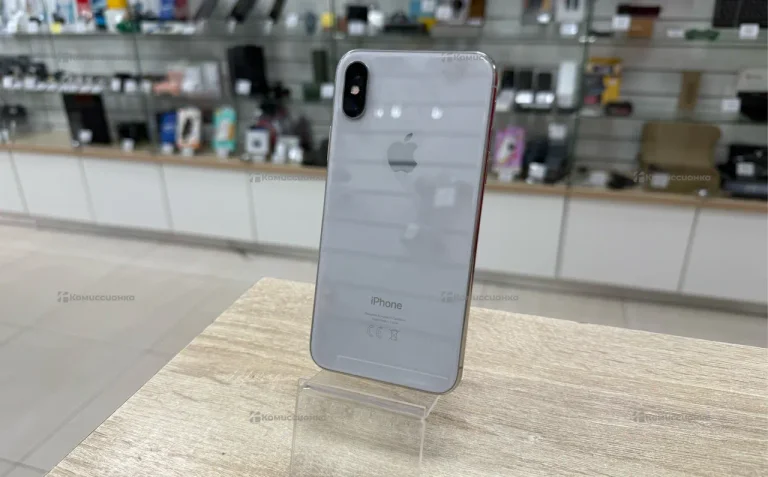 Apple iPhone X 3/64 ГБ