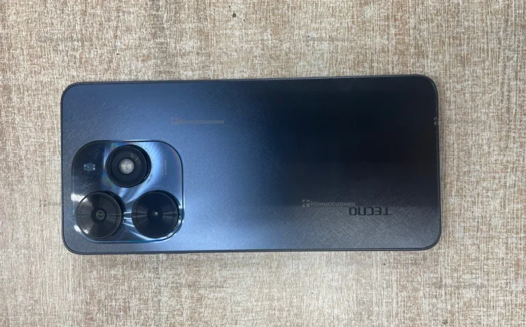 Tecno Spark Go 3/64 ГБ