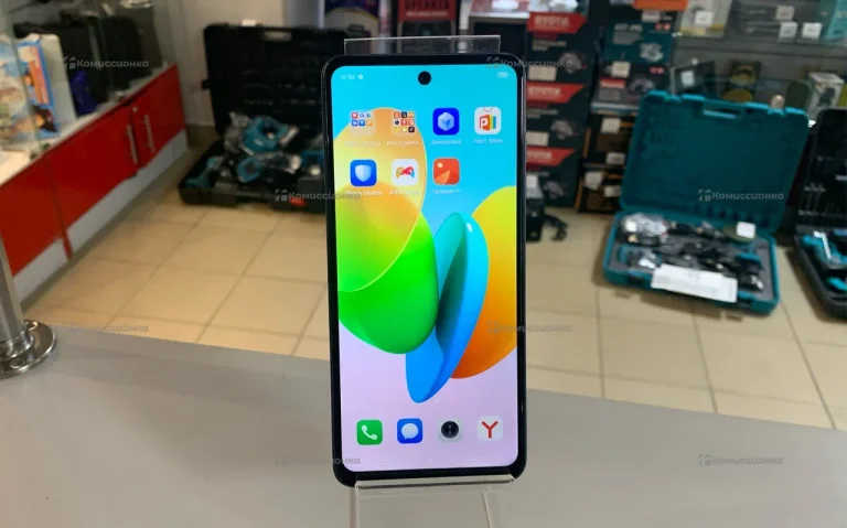 Tecno Spark 20C 4/128 ГБ
