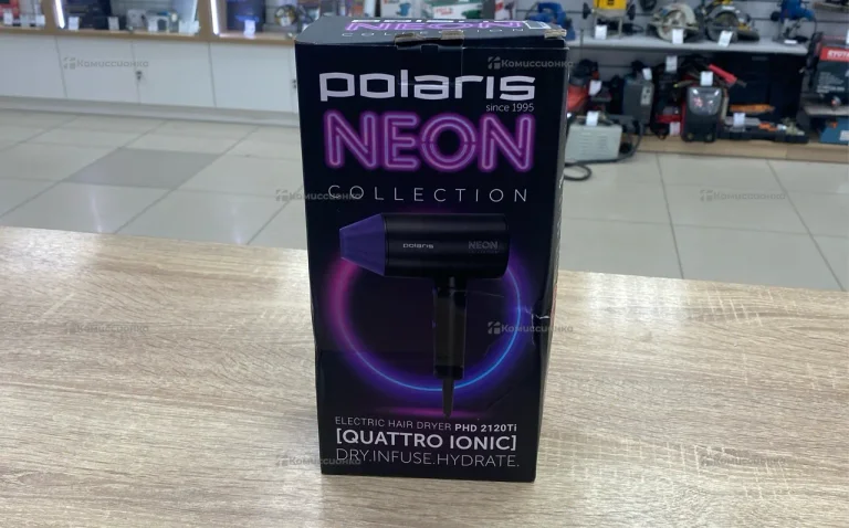 Фен Polaris