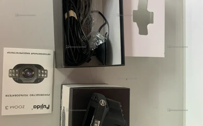 Видеорегистратор ZOOM 3