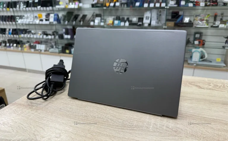 Ноутбук HP Laptop 13 i3-10 4/256Gb