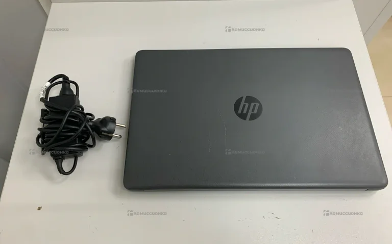 Ноутбук  HP 240 G7