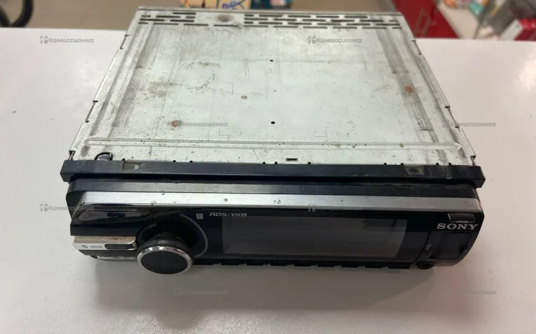 Автомагнитола  Sony CDX GT 660UE