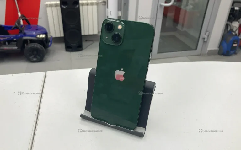 Apple iPhone 13 128 ГБ
