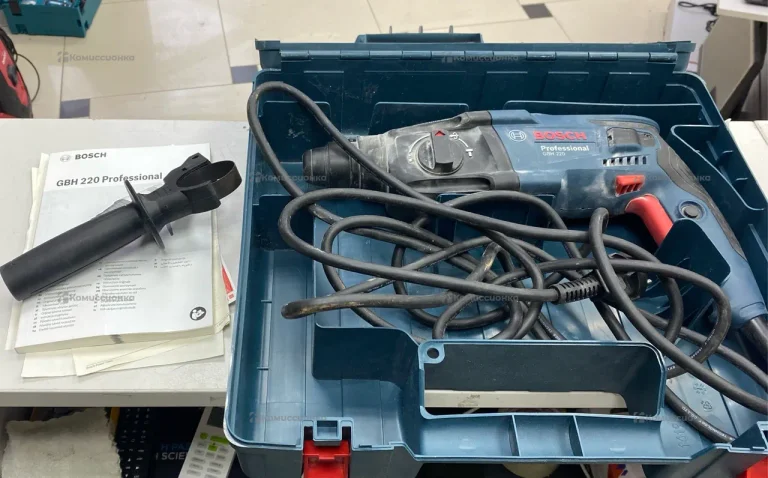 перфоратор GBH 220