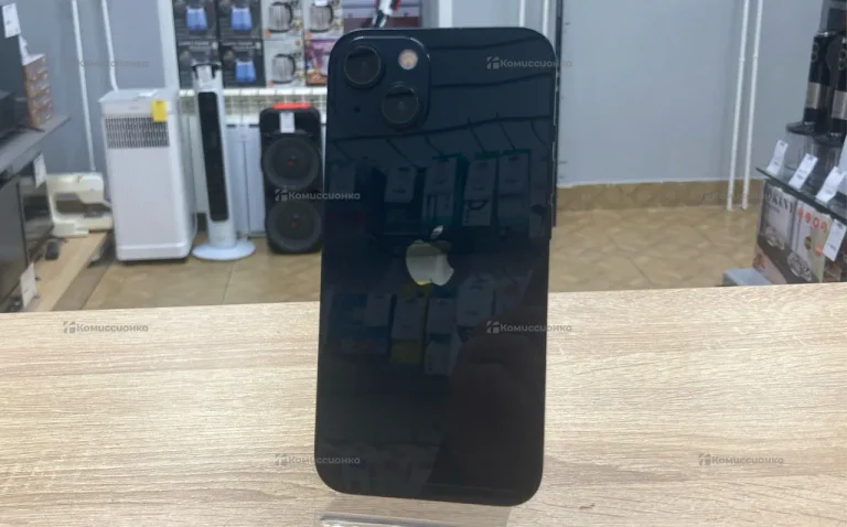 Apple iPhone 13 4/128 ГБ