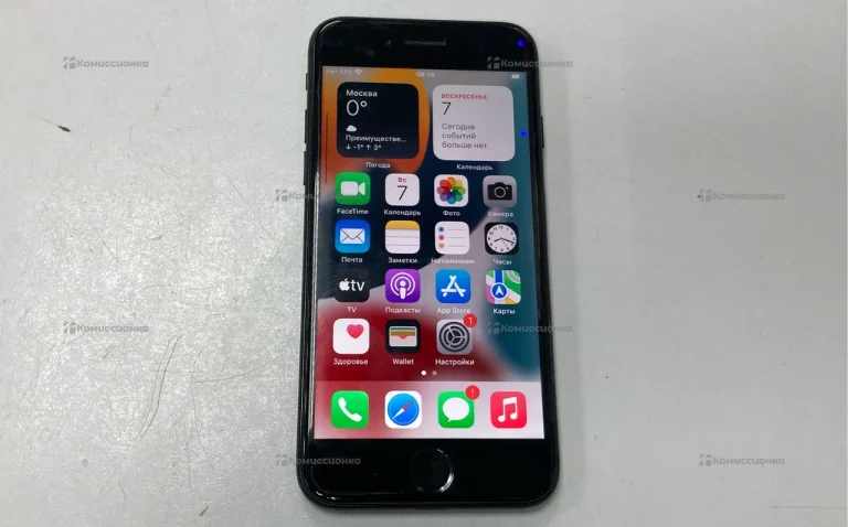 Apple iPhone 7 32 ГБ