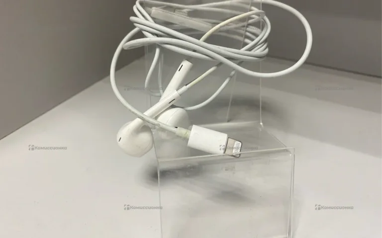 Наушники  AirPods