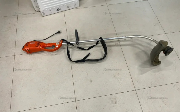 Триммер Oleo-Mac tr-61e