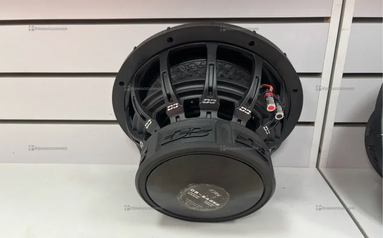 Сабвуфер  Deaf Bonce 250