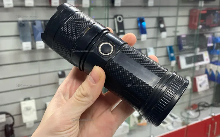 фонарик Черный