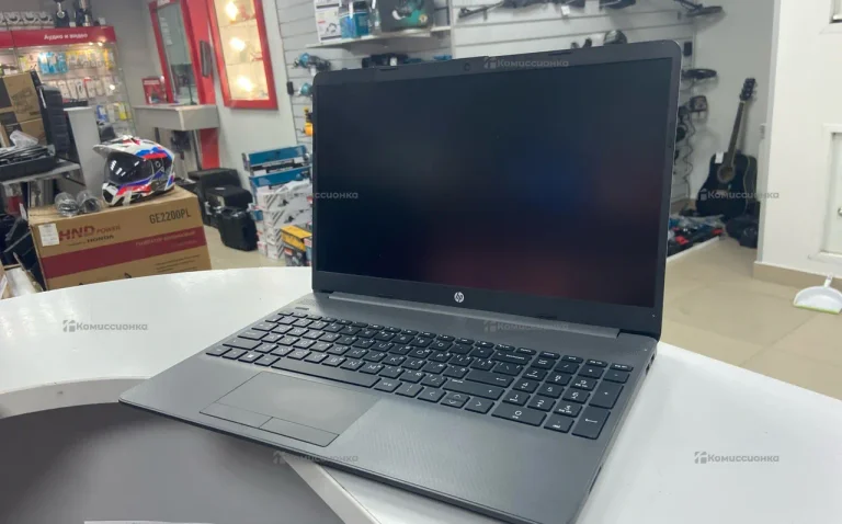 Ноутбук  HP AZK-02611