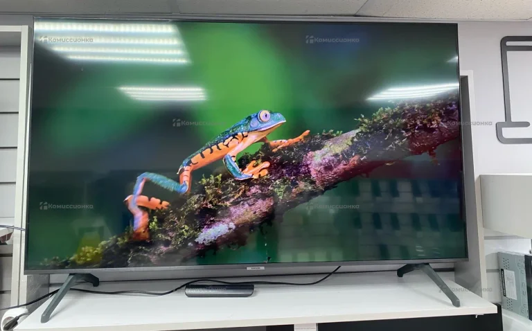 Телевизор Samsung ue 50 tu 7090