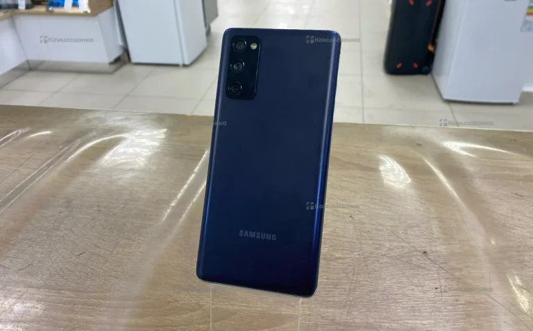 Samsung Galaxy S20 FE 6/128 ГБ