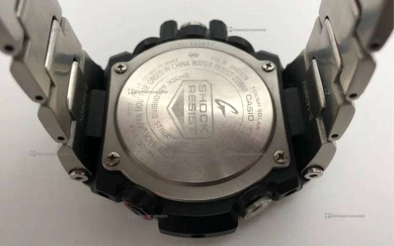 Часы Casio G-Shock GST-B100