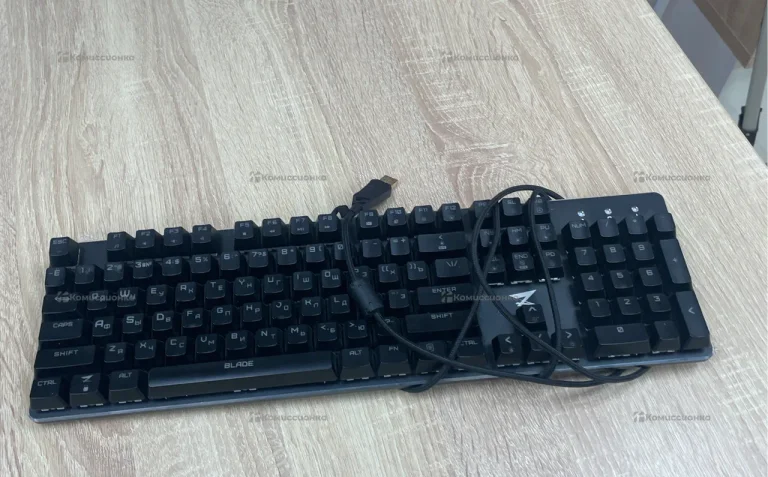 геймпад noname DualShock 4