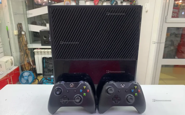 Приставка Microsoft XBox One 500GB