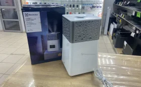 Увлажнитель воздуха Electrolux EHU-3710D