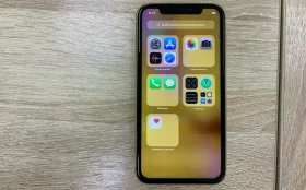 Apple iPhone XR 3/128 ГБ