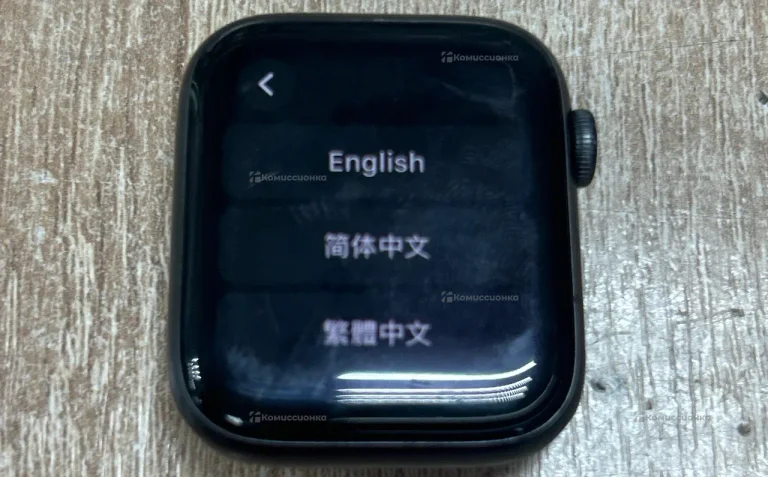 Часы  Apple Watch SE 44 mm