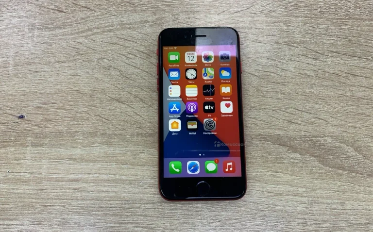 Apple iPhone 8 2/64 ГБ