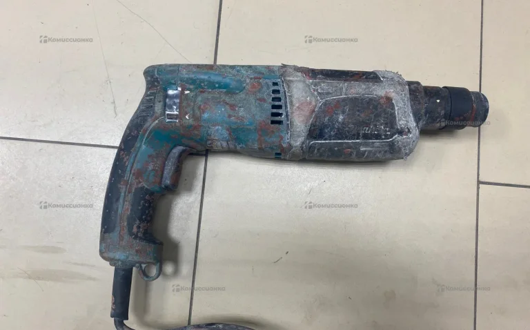 Перфоратор makita HR2470