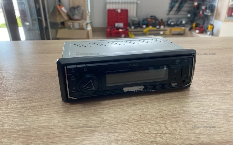 Автомагнитола  Aura AMH-78DSP