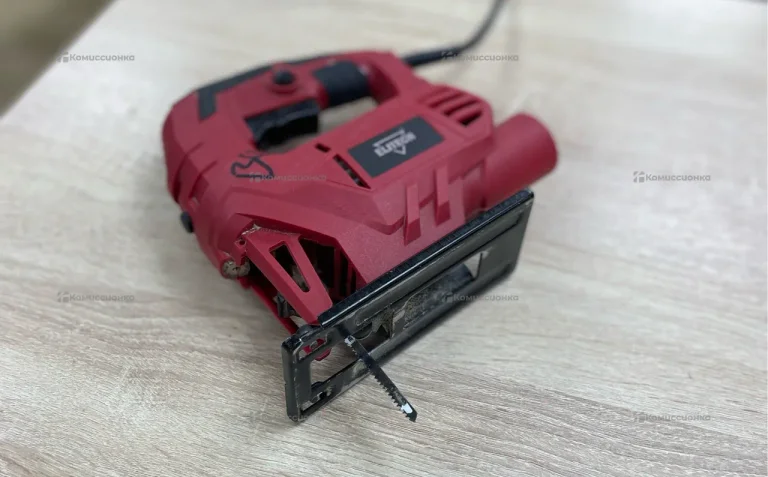 Лобзик Elitech ПЛ560Э