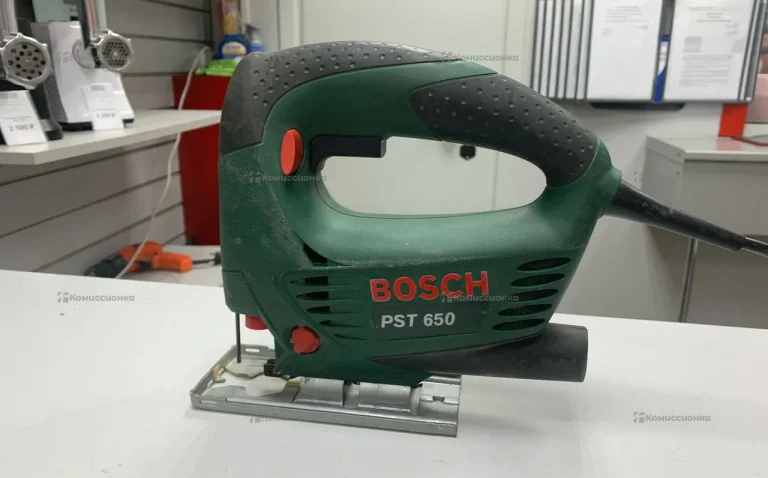 Электролобзик Bosch PST 650