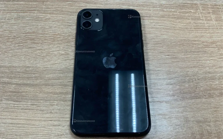Apple iPhone 11 4/128 ГБ