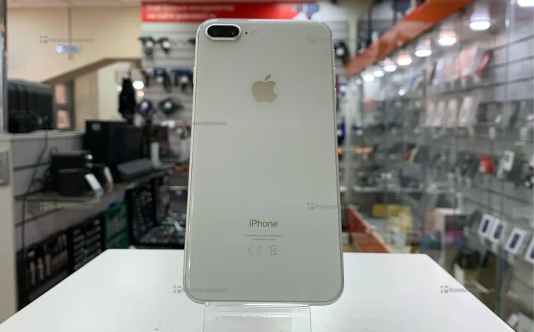 Apple iPhone 8 Plus 3/64 ГБ