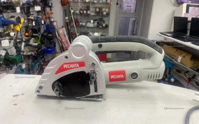 Штроборез электрический Ресанта ШТ-30/1600