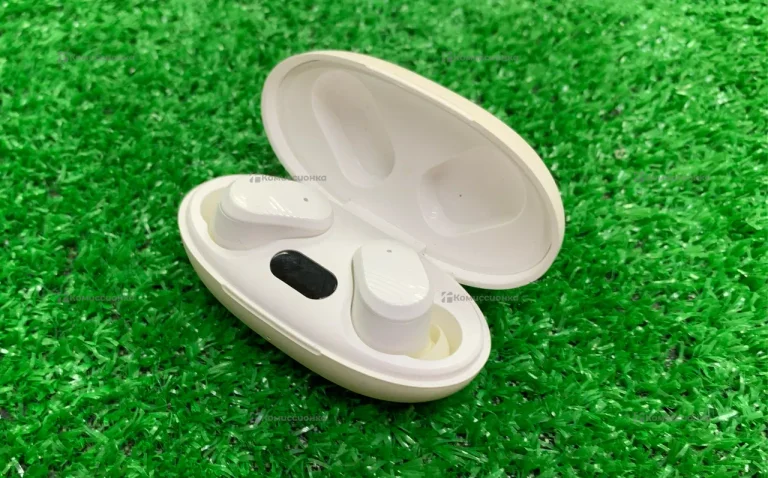 Наушники  QQ