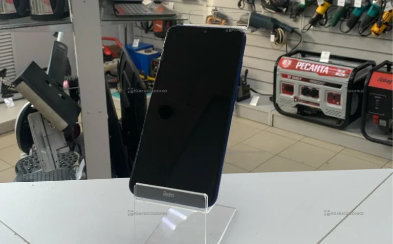 Xiaomi Redmi 8 4/64 ГБ