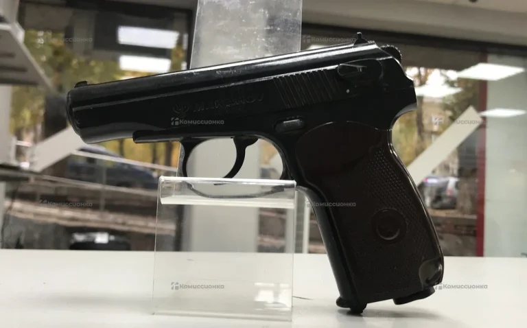 Пневматический пистолет Makarov
