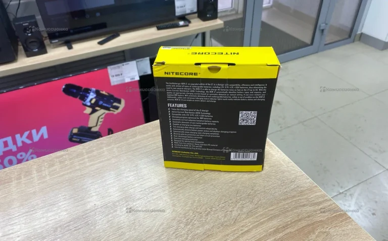 Зарядное устройство Nitecore i2