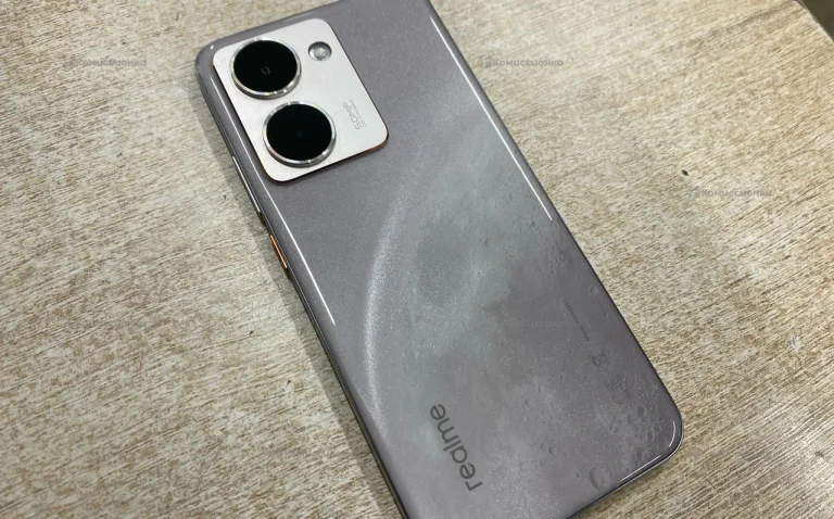 Realme P3 Ultra 12/256 ГБ