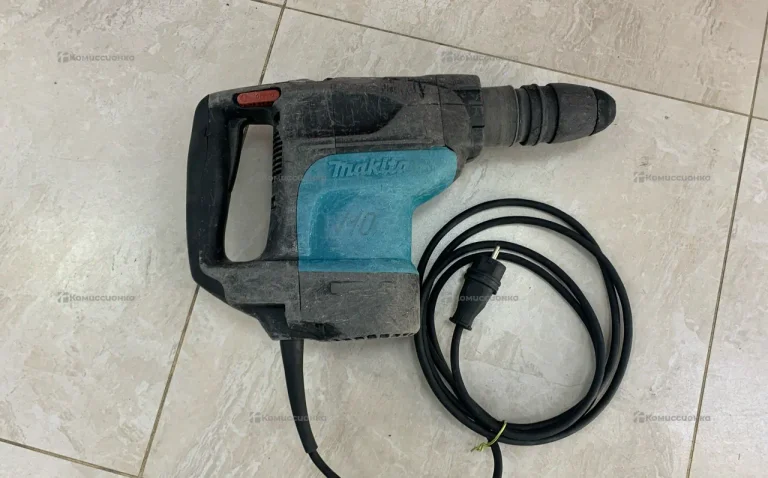 Перфоратор makita HR4501C