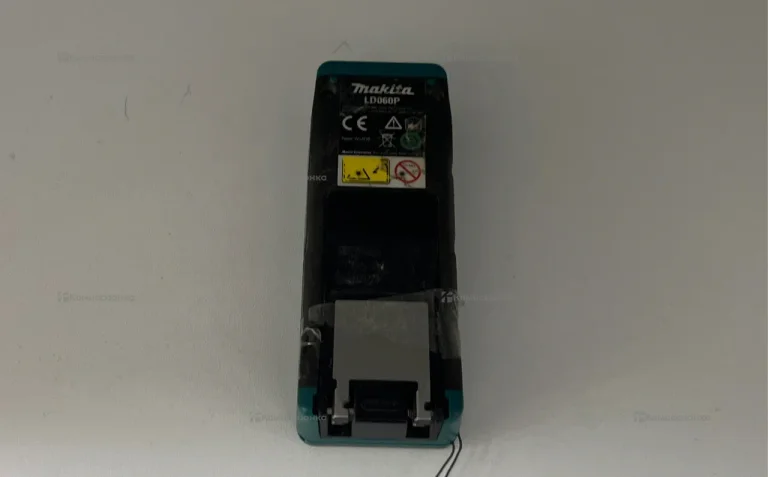 дальномер makita 060
