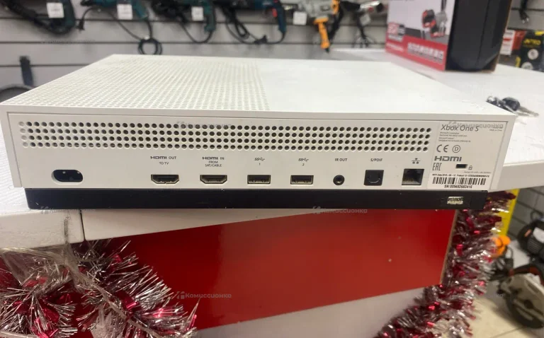 Приставка Xbox One S 500 ГБ