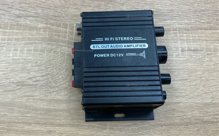 Hi Fi усилитель