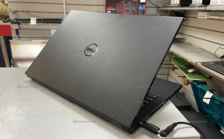 Ноутбук Dell Inspirion 15 P40F