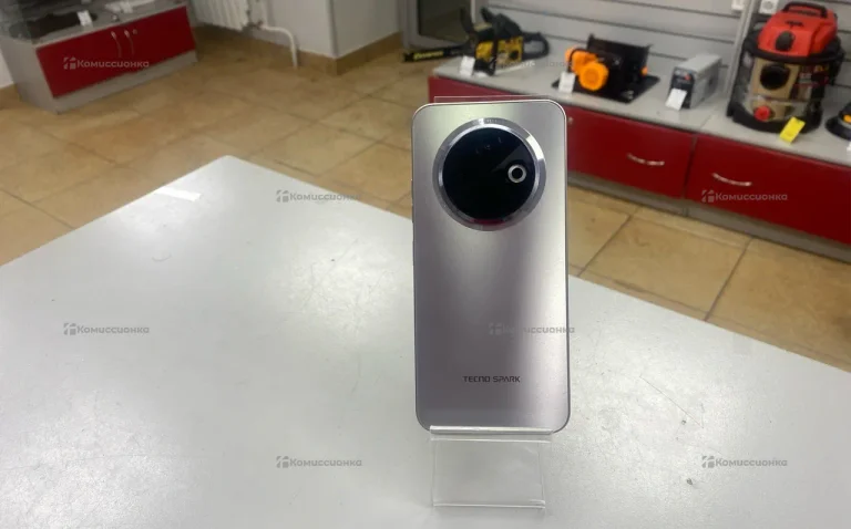 Tecno Spark 30C 4/128 ГБ
