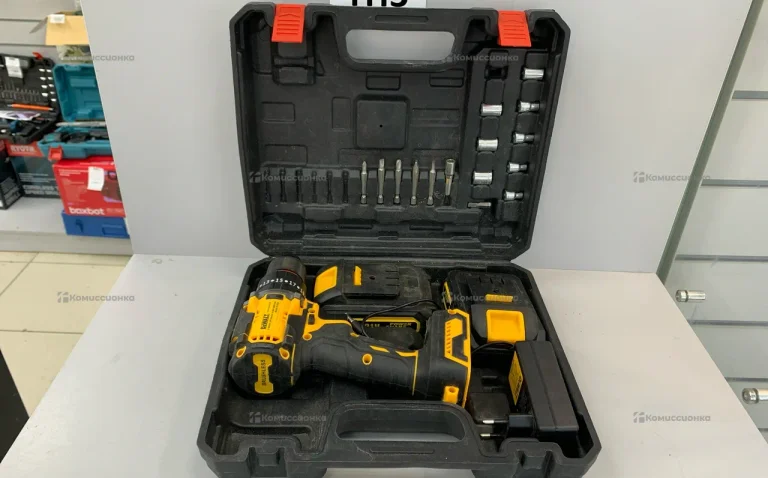 шуруповерт Dewalt 21v