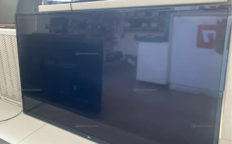 Телевизор LG 55UJ620V