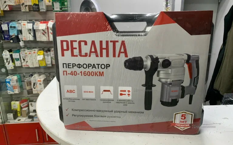 Перфоратор Ресанта П-40-1600КМ