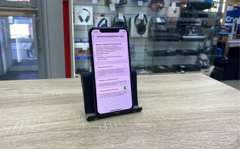 Apple iPhone X 3/64 ГБ