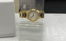 Часы  Guess